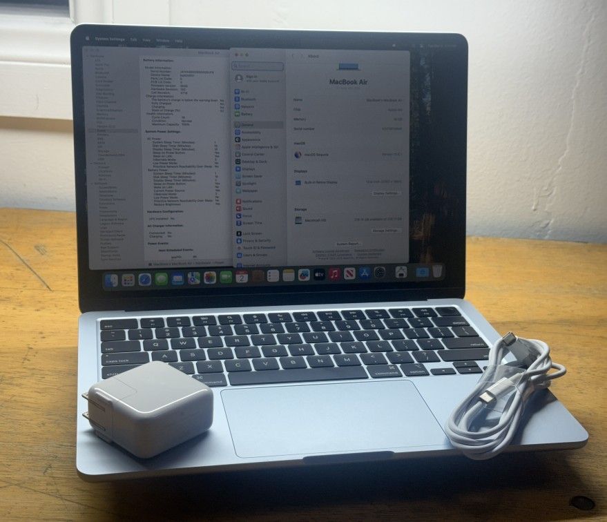 MacBook Air M4 13" 16GB RAM %100 Battery Health ~ Apple Care & Warranty