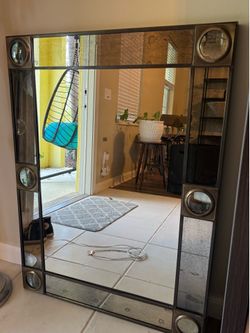Vintage mirror 40” x 30”