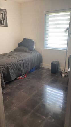 IKEA Malm Twin Bed With Mattress And Bed Covers