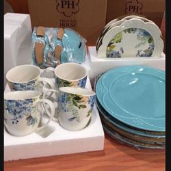 Princess House Blue Floral Plates