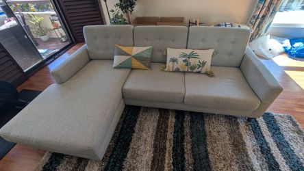 Modern style couch with chaise lounge