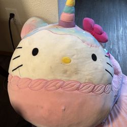 Free Hello Kitty X-large Pillow And Unicorn Sleeping Bag 