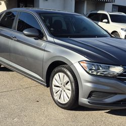 2019 Volkswagen Jetta