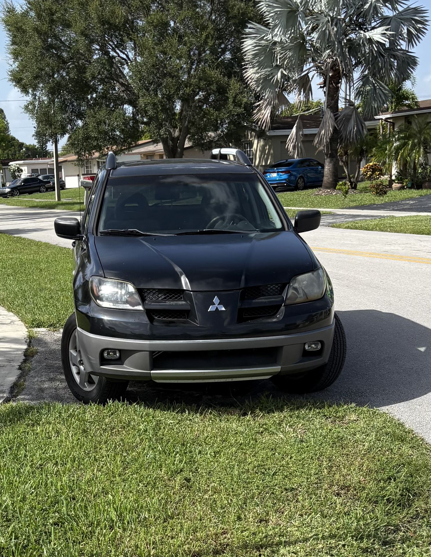 2003 Mitsubishi Outlander for Sale in Fort Lauderdale, FL - OfferUp