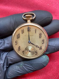 Rare 1920s Art Deco 15 Jewels South Bend Watch Company Gold Filled Pocket Watch – Pinstripe Dial & Etched Case