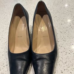 Leather shoes made in Italy