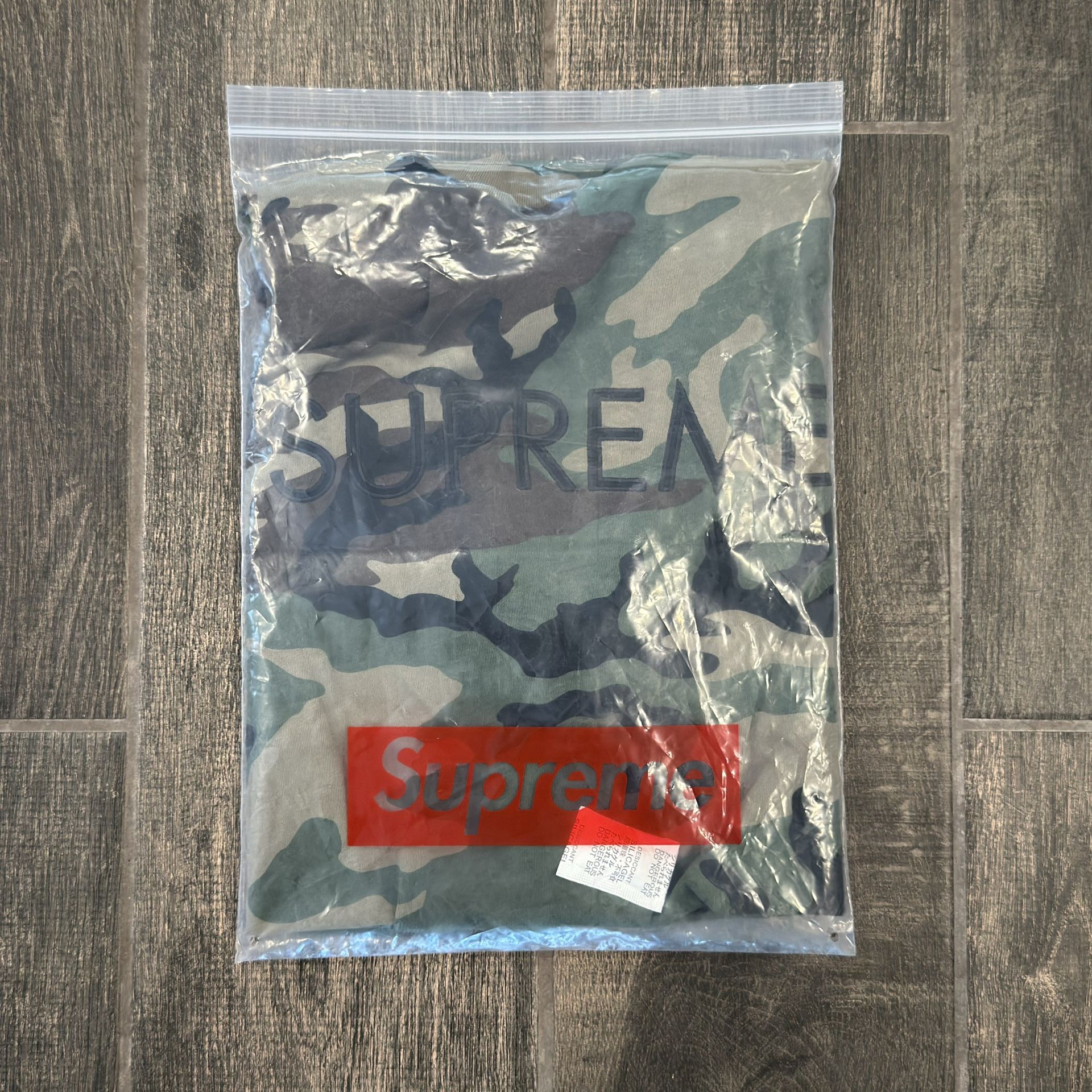 Supreme Capital S/S Tee Woodland Camo X Large SS25 Cotton