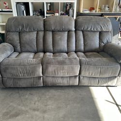 Manual Reclining Sofa