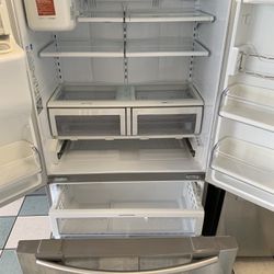 Samsung Stainless Steel Refrigerator Counter Deep ( Delivery Available)