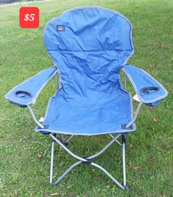 USED MAC SPORTS LAWN CHAIR