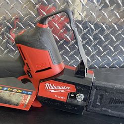 Milwaukee Hatchet Pruning Saw 