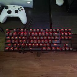 Red dragon gaming keyboard 75% blue keys