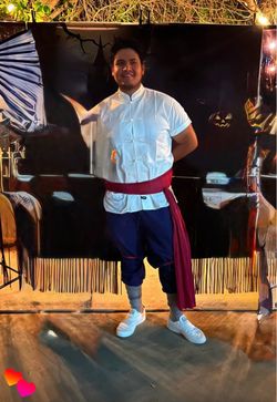 Liu Kang costume