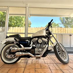 2005 Harley Davidson Sportster 883, CLEAN TITLE, Private Owner