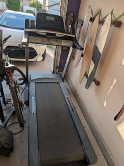 NordicTrack Commercial 1750 Treadmill in
