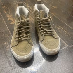 Women’s Tan Vans 7.5