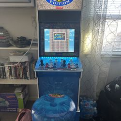 Big Blue Street Fighter Arcade Cabinet 