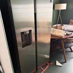 Samsung Counter-Depth Side-by-Side Refrigerator 36”