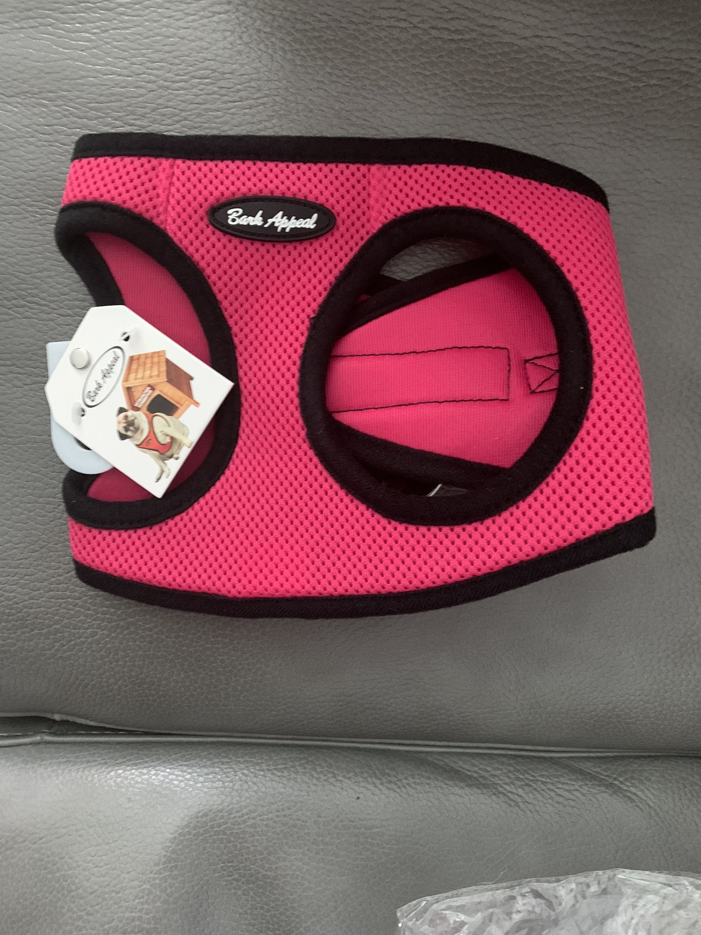 Bark Appeal Mesh Step-in Dog Harness, Medium, New