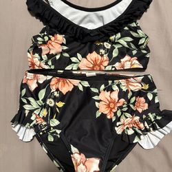 Swim Set For Girl Size For Up To Height 140-150cm, Weight 27-35 Kg