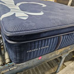 STEARNS AND FOSTER 17IN RESERVE FIRM KING PILLOWTOP MATTRESS 
