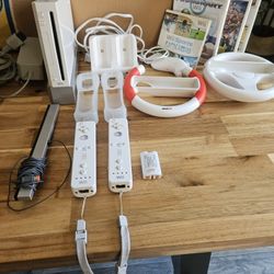 Nintendo Wii Bundle – 2 Controllers, Mario Kart, Wii Sports, Wheels