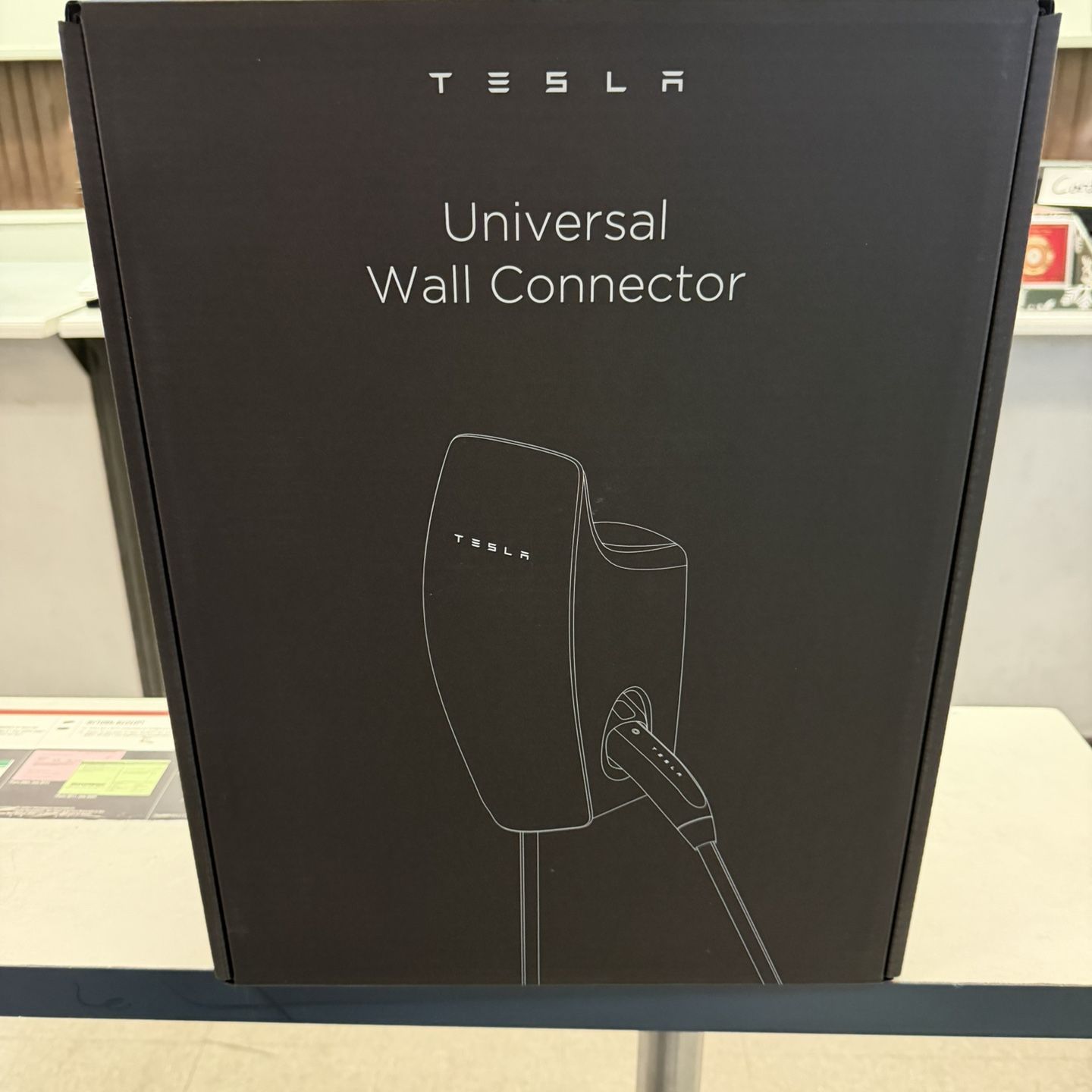 Tesla Universal Wall Connector Gen 3 Brand New for Sale in San
