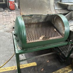 150 Gallon Grill 500 The Green Ones 800 The Red One 500 The Small Green One, 450