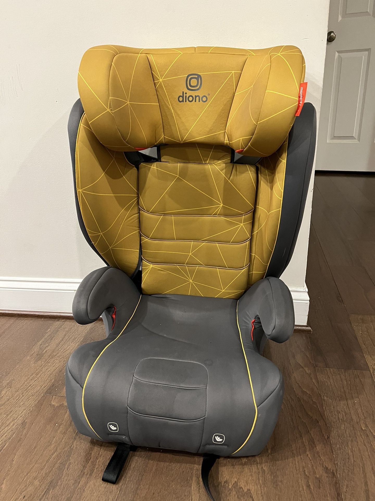 Diono Monterey Booster Seat Expandable