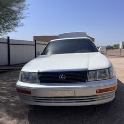 1990 Lexus LS 400