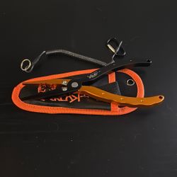 G2 Pro Pliers 