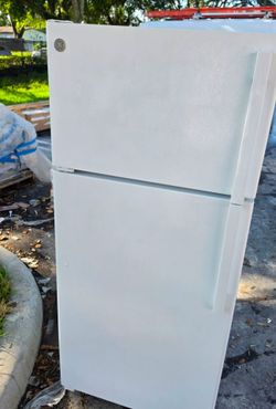 Fridge like new