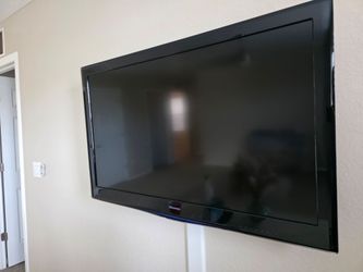 Hisense 46-inch 1080p 60Hz LCD HDTV
