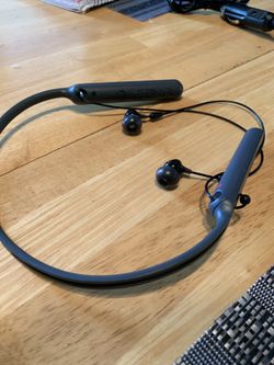 Sony Headphones WI-C400 wireless Bluetooth