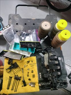 Tlr 8ight x/e 2.0 parts car 1/8 wings + buggy wheels & tires