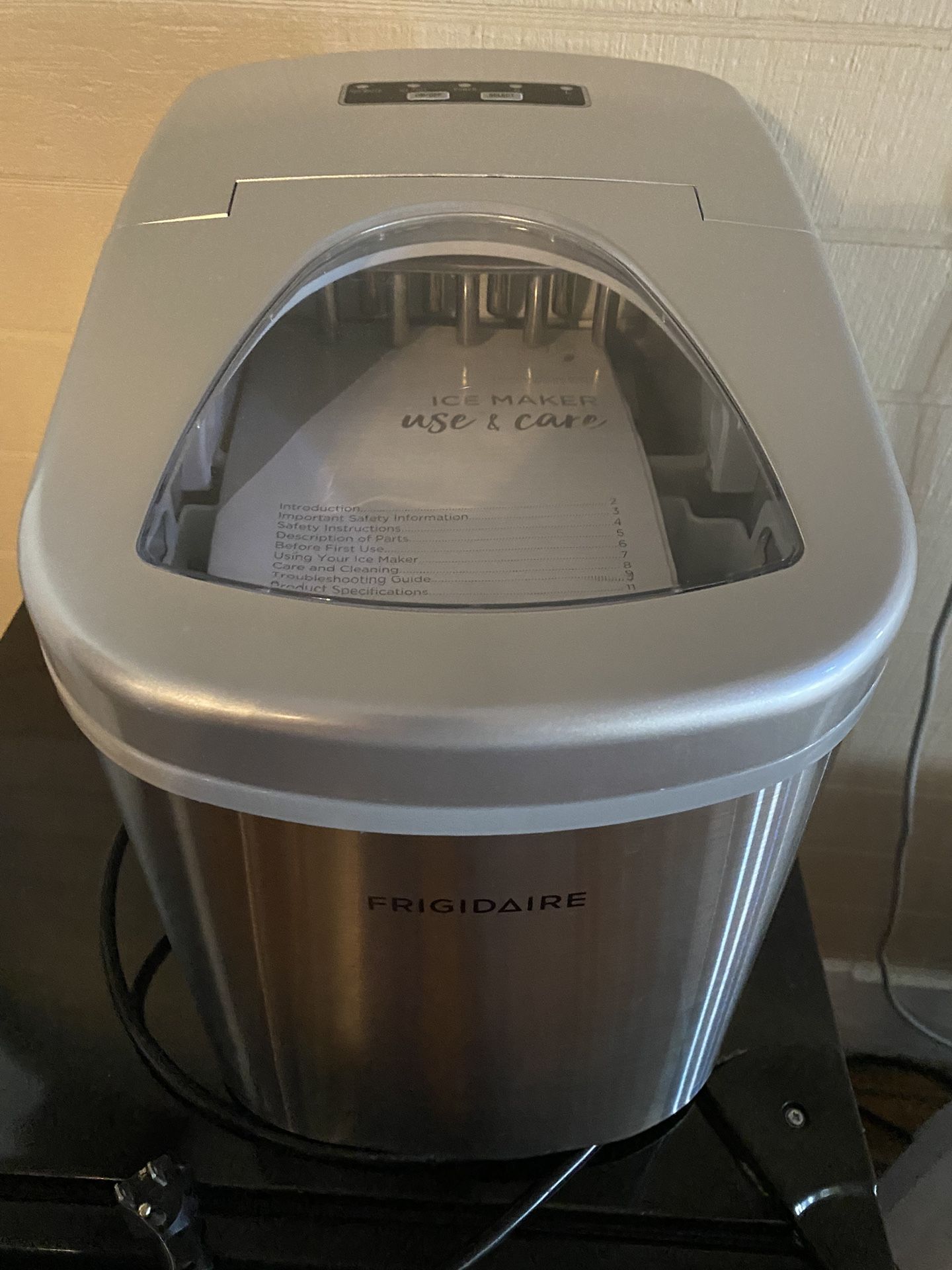 Frigidaire Ice Maker