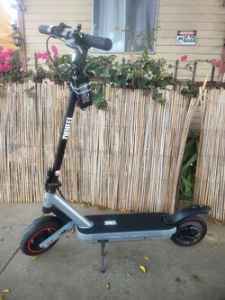 Zhwheel Electric Scooter 25mph 800w peak