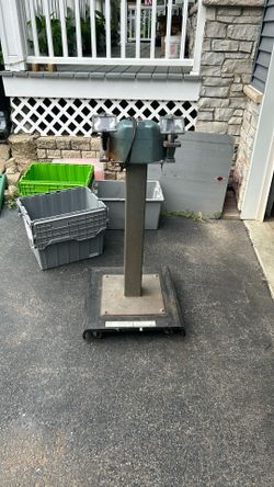 Thor Bench Grinder on Rolling Stand
