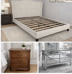 Three pc Modern Queen Bedroom Set
