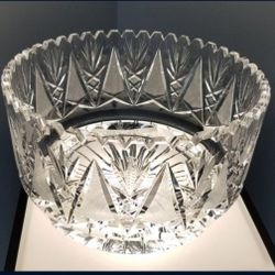 Large Crystal Bowl. Thick Cut Crystal 