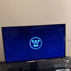 Westinghouse 44” Tv