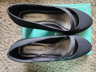 Womens marbella black fabric pumps with elastic cross straps