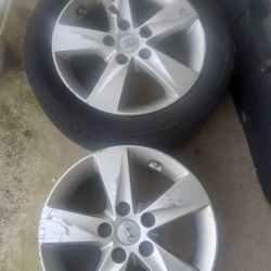 Pair Of 16 inch rims for Hyundai Elantra. 