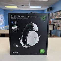 Razer - BlackShark V2 Pro Wireless Gaming Headset  for PS5 - White New Sealed