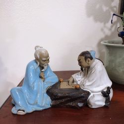 Vintage Chinese Porcelain Figurine Mudman Scholars Playing Board Game Xiangqu

