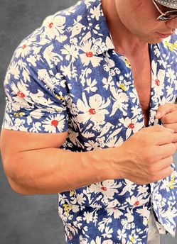 Button up short sleeve price $35 Cotton. 1left size XXL. Brand new.