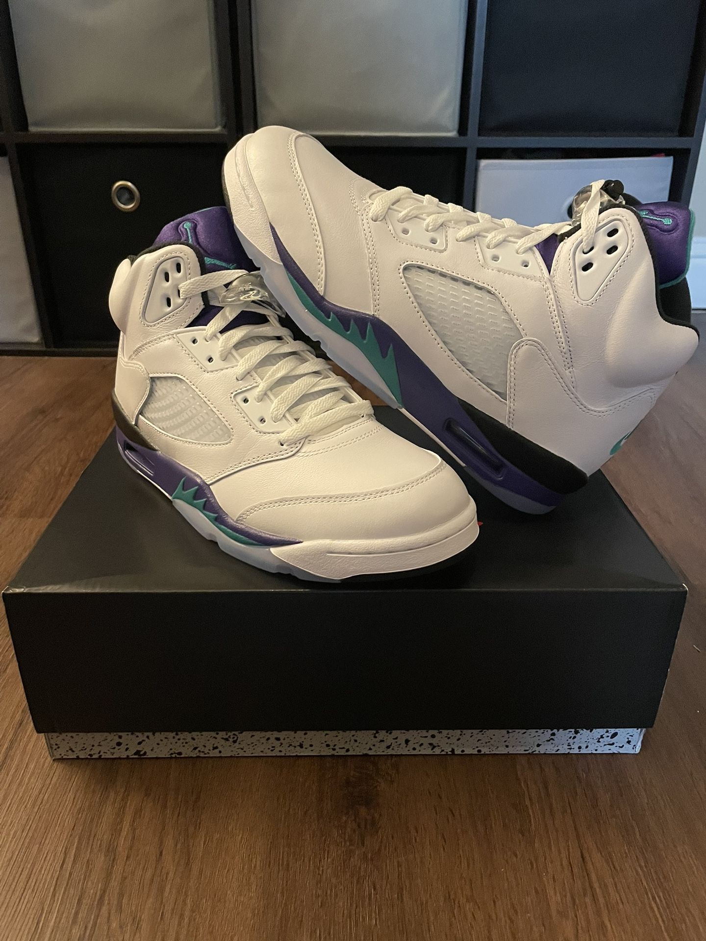 Jordan Retro 5 Grapes