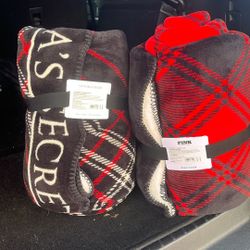 Victoria And Pink Blanket 