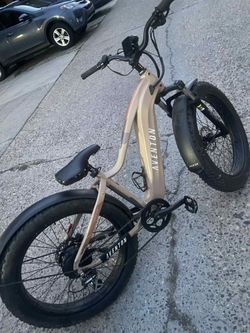 Fat Tire Electric Bike Ready To Ride Comes With Charger And All 