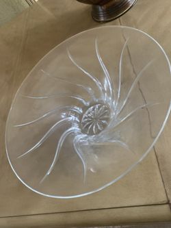 Glass pedestal bowl and matching large open vase